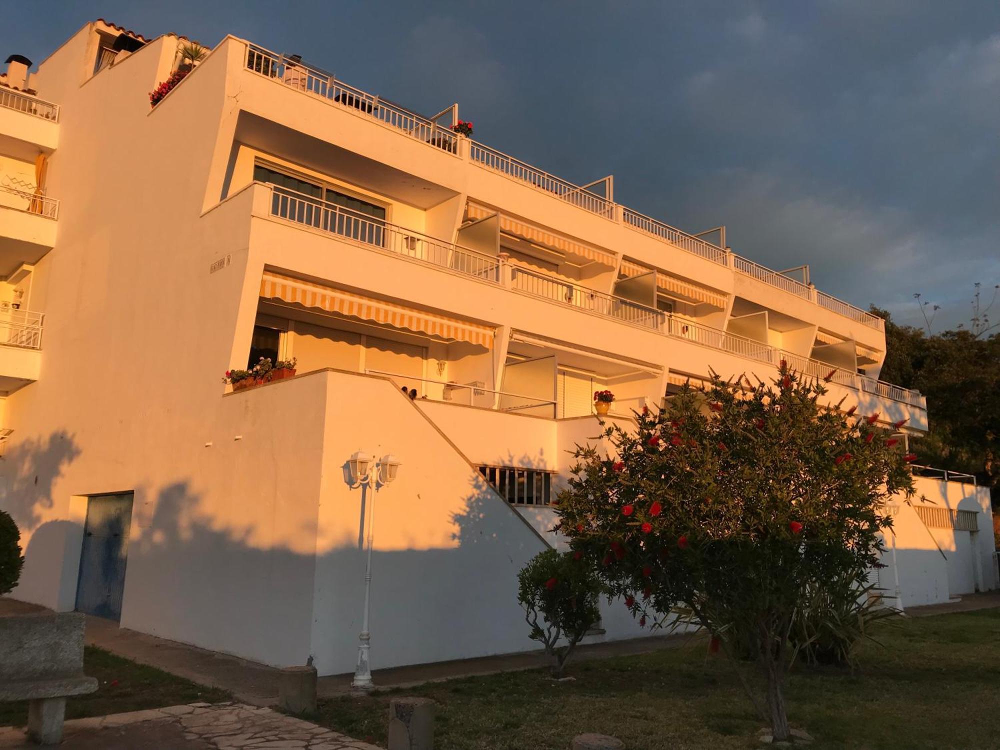 Apartamento Con Piscina - Tossa - Magnificas Vistas Al Mar Χιρόνα Εξωτερικό φωτογραφία